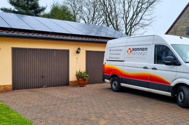 Oberkrämer - Solarfabrik und SMILE Hi5 PV-Anlage